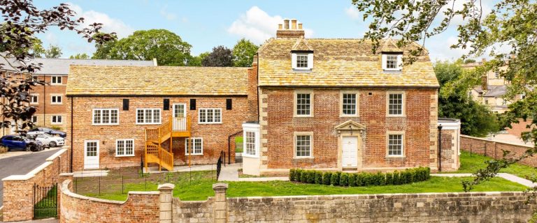 Courtfield House, Trowbridge, Wiltshire